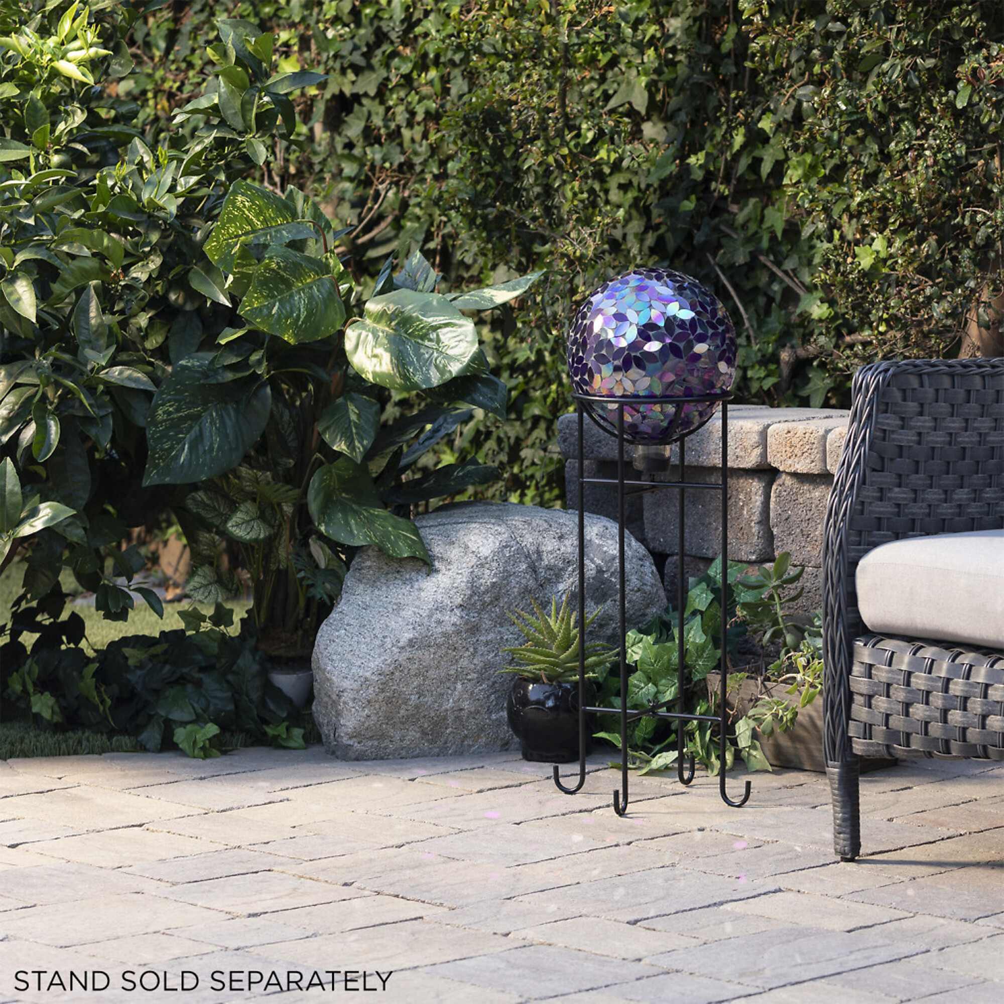Alpine Corporation, Mosaic Gazing Globe with Purple Pearlized Petals, Model# GRS122